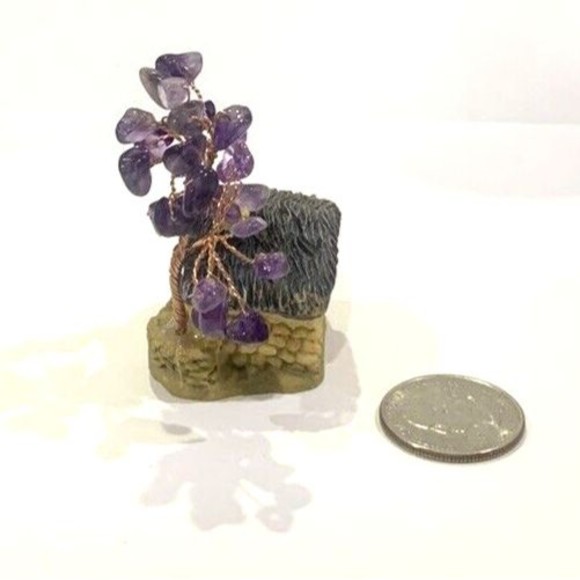Amethyst Wire Wrapped Cottage/Home Décor Amethyst Cottage Mini House - Picture 4 of 7